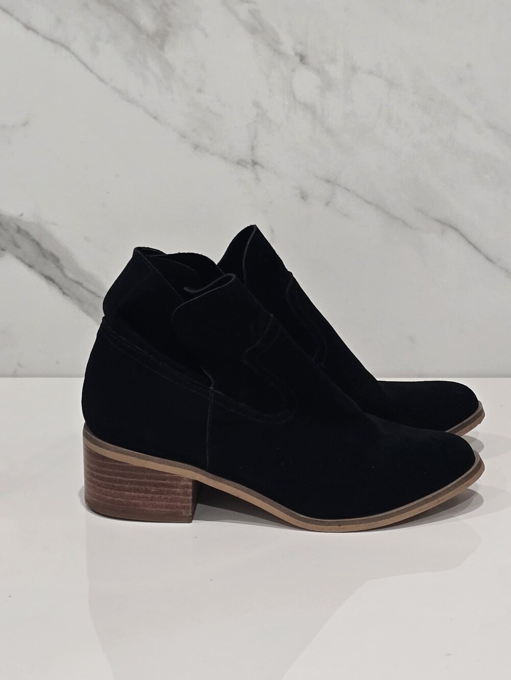 Steve Madden | Leo Black suede Almond Toe Stacked heel foldable booties Size 8